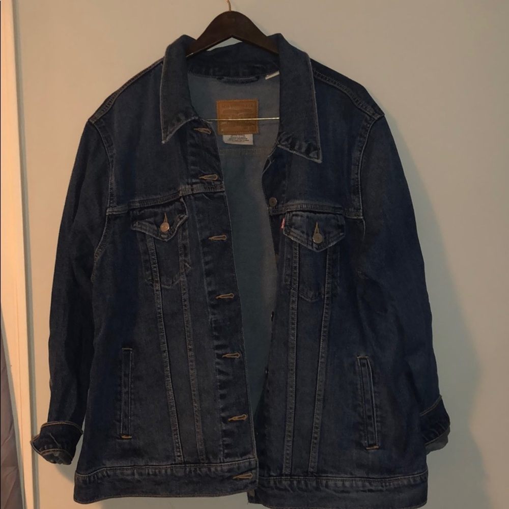 Levi’s plus size jean jacket.